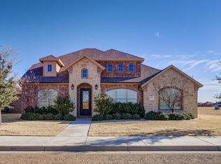 709 N 8th St, Wolfforth, TX 79382