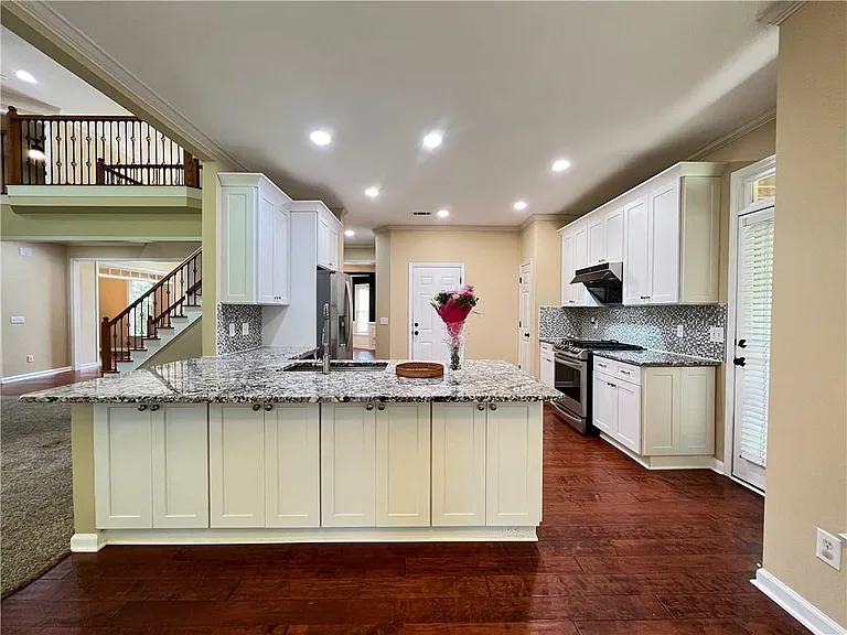 10580 Cauley Creek Dr — Photo 9