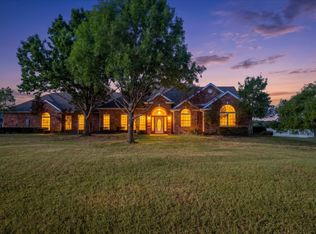 351 Rs County Rd #3378, Emory, TX 75440