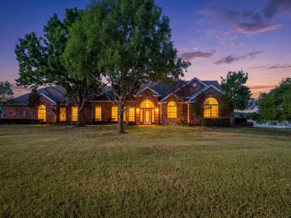 351 Rs County Rd #3378, Emory, TX 75440