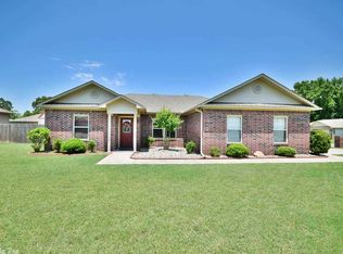 46 Castleton Dr, Ward, AR 72176