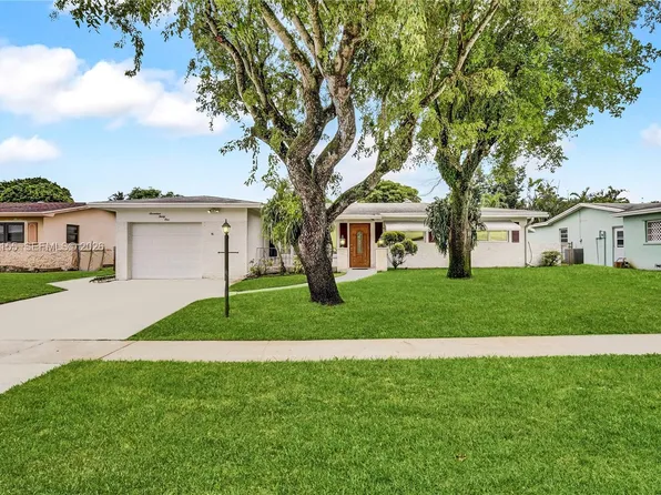 1731 NW 86th Ave, Pembroke Pines, FL 33024