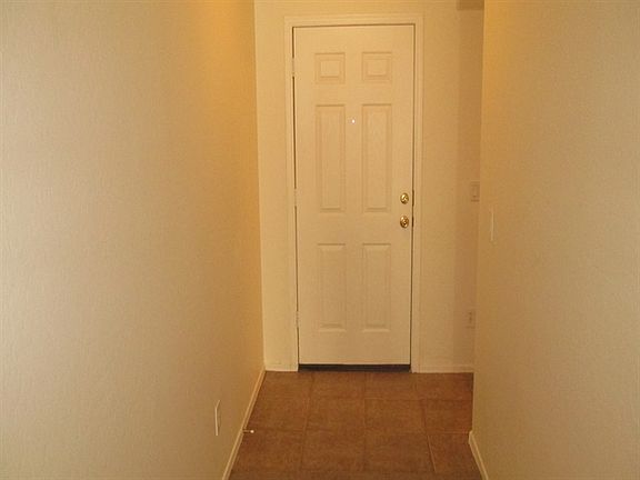 2nd image of 636 S 153rd Ave