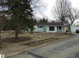 6113 Whitewood Dr, Elwell, MI 48832