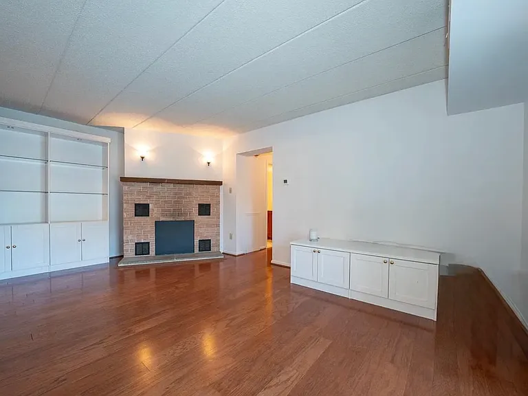 620 Washington Pl #20 — Photo 7