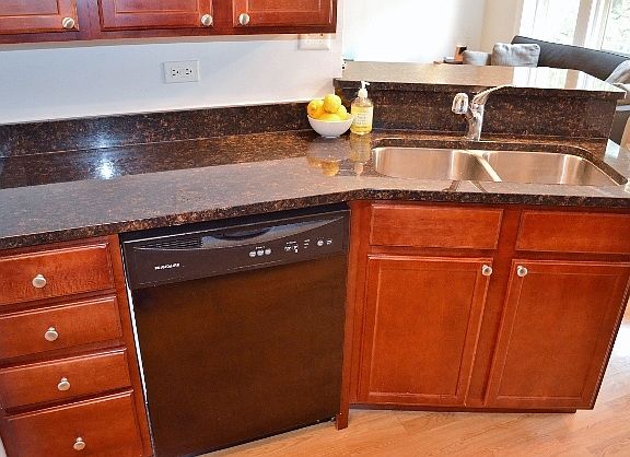 5th image of 225 N Oak Park Ave APT 2W