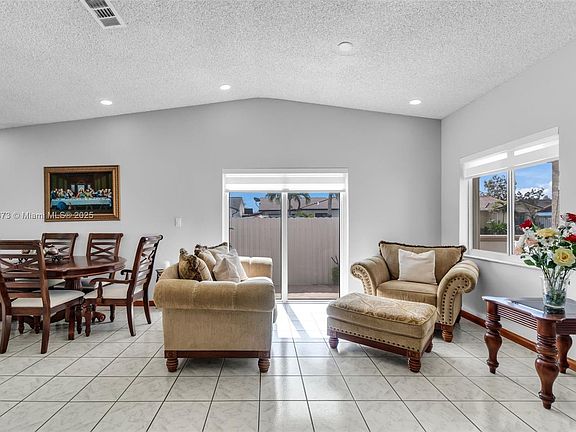 5th image of 12872 NW 101st Pl
