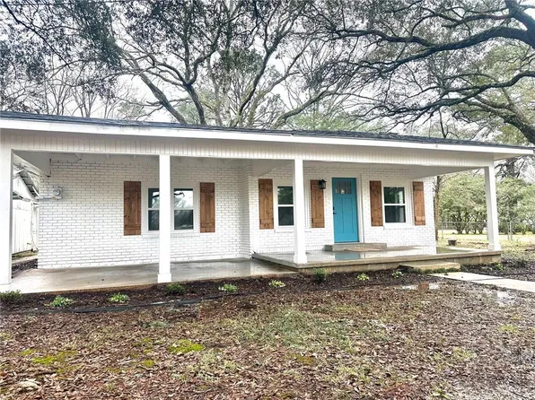 210 Barron Rd, Pollock, LA 71467