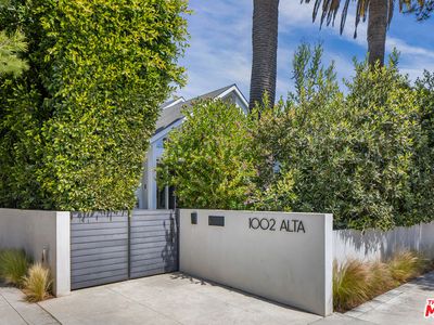1002 Alta Ave, Santa Monica, CA, 90402