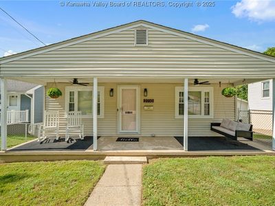 2710 Daniels Ave, South Charleston, WV, 25303