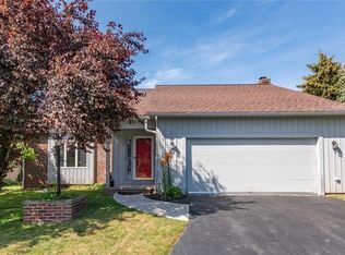 32 Markay Ct, Rochester, NY 14618