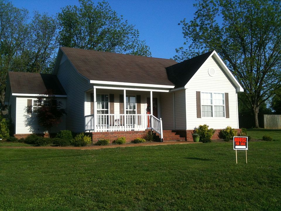 3 bedrooms, 2 bath