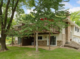 8416 W 97th St, Minneapolis, MN 55438