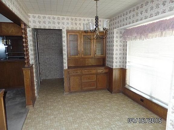 4th image of 710 Cottonwood Cir