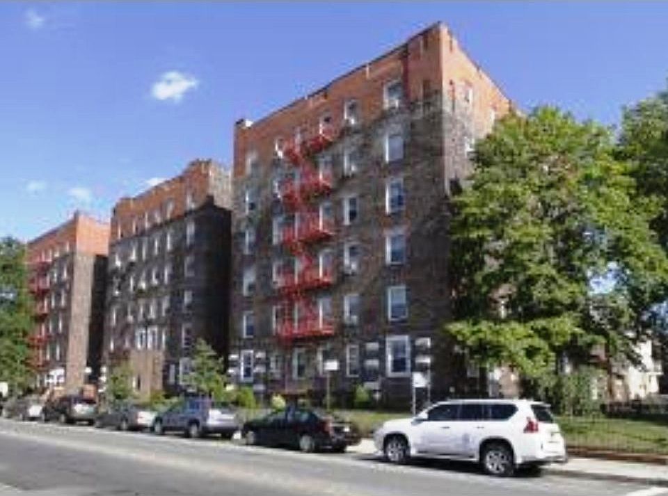 2nd image of 601 Avenue T #3X