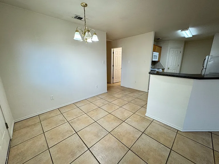 Sales--3809 Edgefield St. — Photo 8