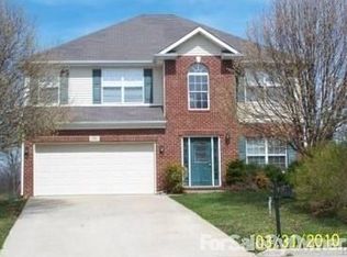 100 Wooden Spoke Ln, Georgetown, KY 40324