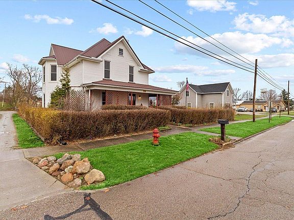 4th image of 710 S Springfield St