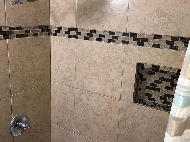 1725 Lansing St — Photo 24