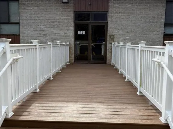 1141 W Lafayette St, Easton, PA 18042