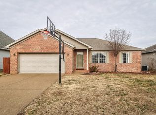 4610 Erinwood Ct, Evansville, IN 47725
