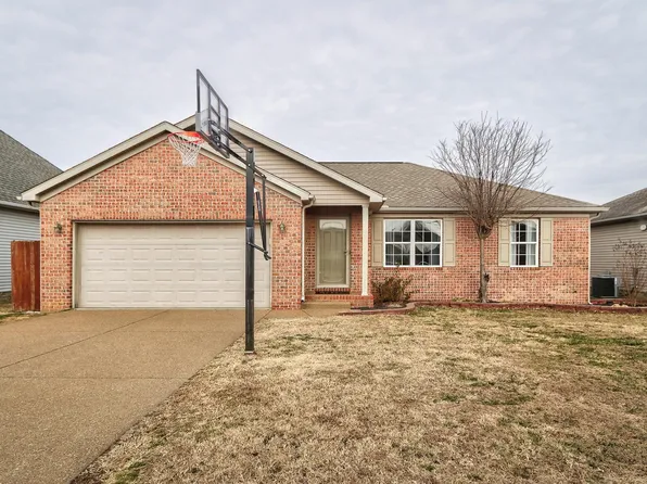 4610 Erinwood Ct, Evansville, IN 47725