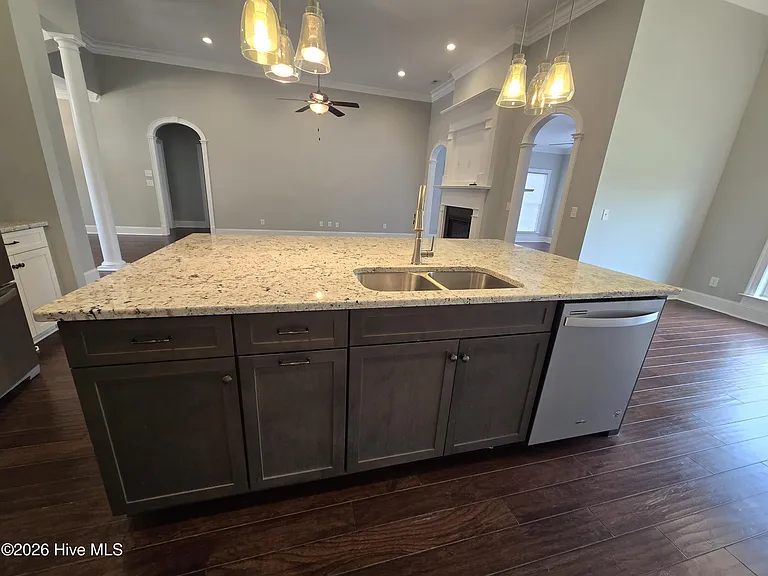 225 Jack Pl — Photo 7