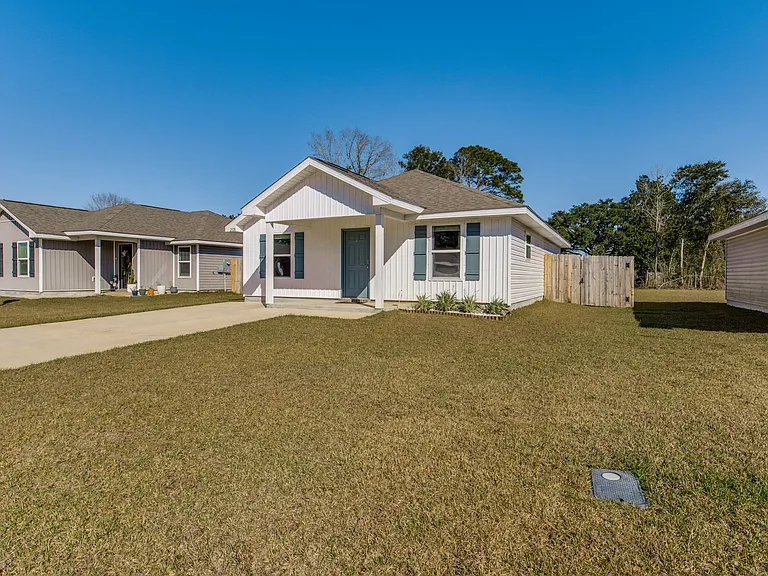 2528 Sutton Place Dr — Photo 24