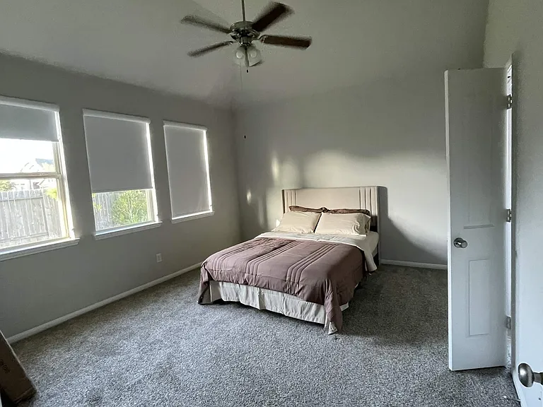 1807 Oakdale Mist Dr — Photo 19