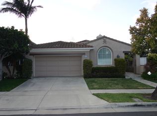 19041 Foxwood Ln, Huntington Beach, CA 92648