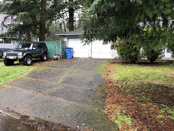 2nd image of 12414 NE Tiffany Dr