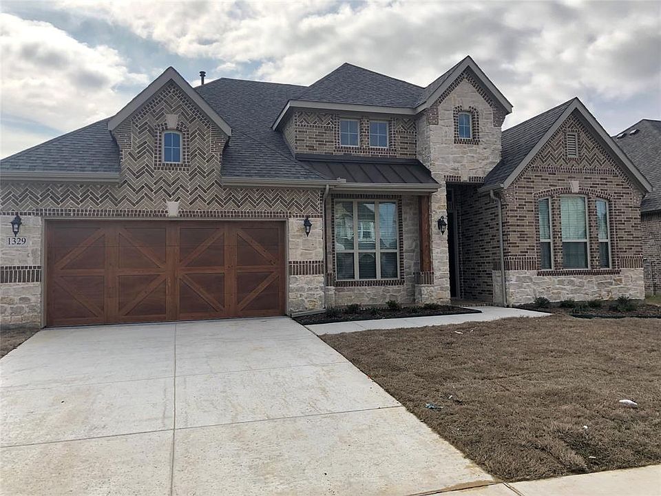 1st image of 1329 Carlet Dr