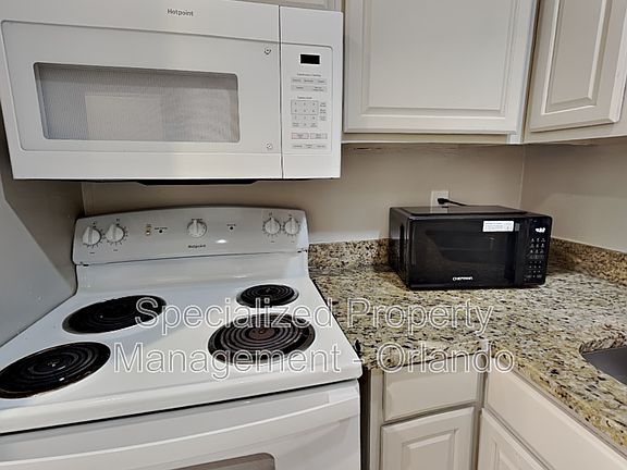2nd image of 918 Lake Destiny Rd Unit E