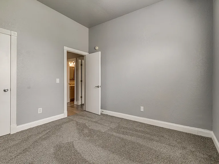 12309 SW 12th St — Photo 42