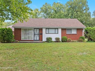 2004 Kendall Ln, Shively, KY 40216
