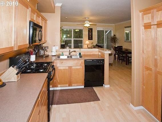 5th image of 10160 NW Wilshire Ln
