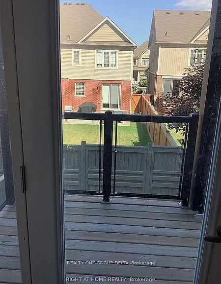 14 Hughes Ln W — Photo 17