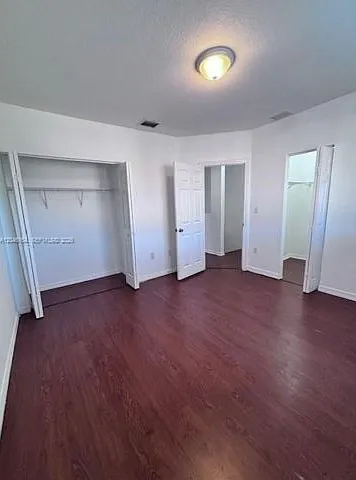 3 bed, 2.0 bath, 1380 sqft, $2,500 — Photo 2