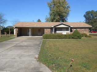 340 E Oak St, Bono, AR 72416