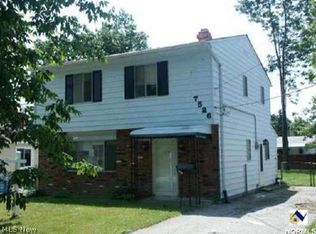 7526 Pinehurst Rd, Mentor, OH 44060
