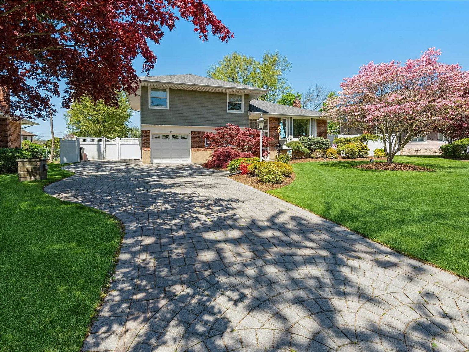 44 Ruth Boulevard, Commack, NY 11725 Zillow