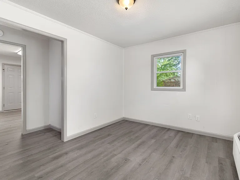 1100 Beckham Ave #C — Photo 15