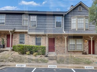11821 Bittern Holw APT 27, Austin, TX 78758