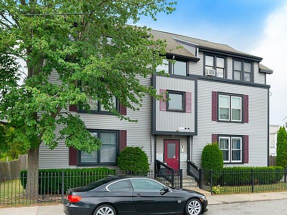 3rd image of 50 Brookvale St APT 1A