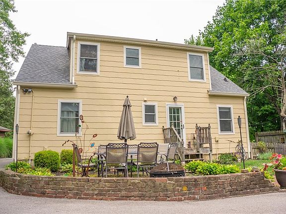 4th image of 5201 Woodside Dr