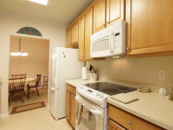 4th image of 8601 Little Swift Cir