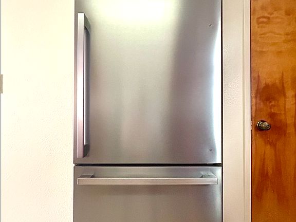 4th image of 60 Casa St APT 10