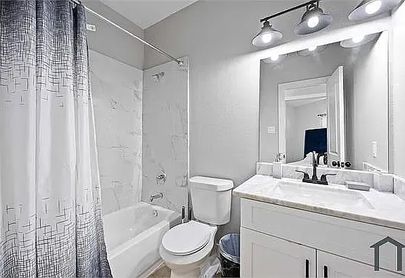 4518 Newberry St #B — Photo 12
