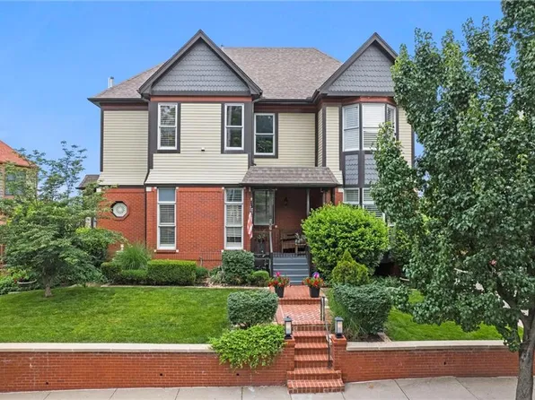 206 E 30th St, Kansas City, MO 64108