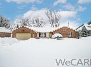 4011 Magnolia Ln, Lima, OH 45806